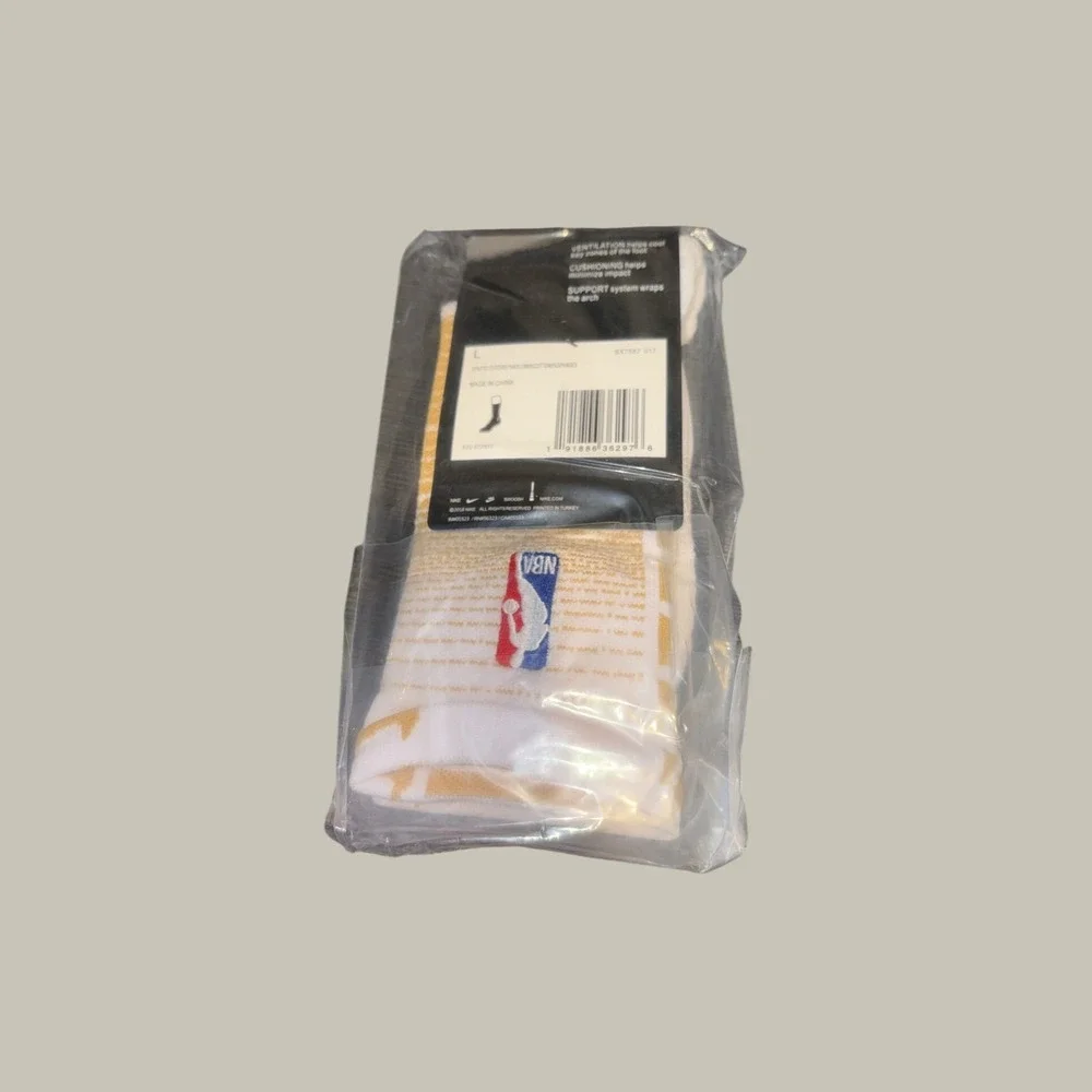 Nike Elite NBA Crew Basketball Socks White Gold Mens Large SX7587-017 NEW